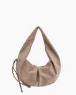 Moon-Shaped Bag – Elegance & Style in Every Detail
